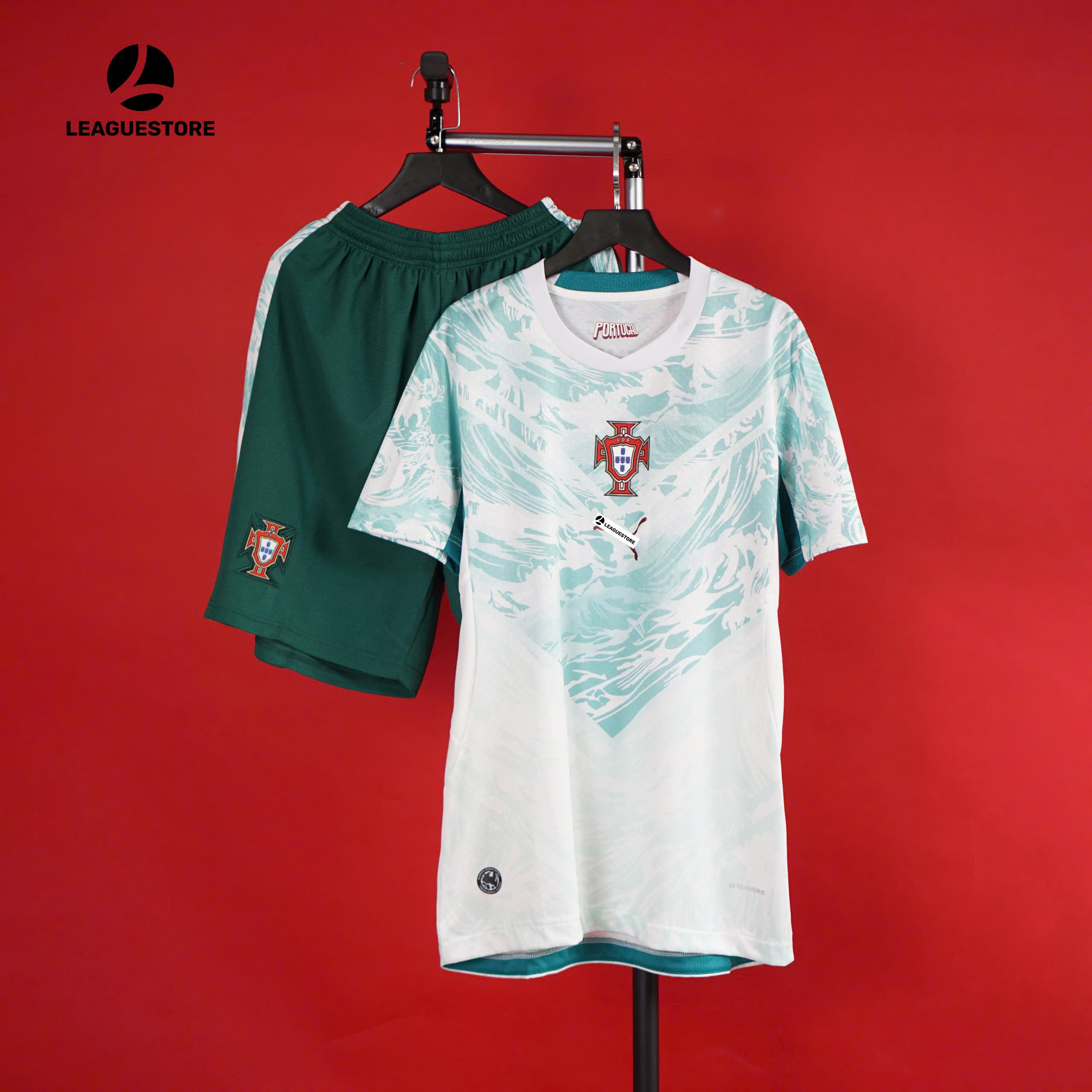 Bộ Quần Áo Đấu Bồ Đào Nha Away 25/26 – Bản Fan – Logo Cao Su – Vải Player