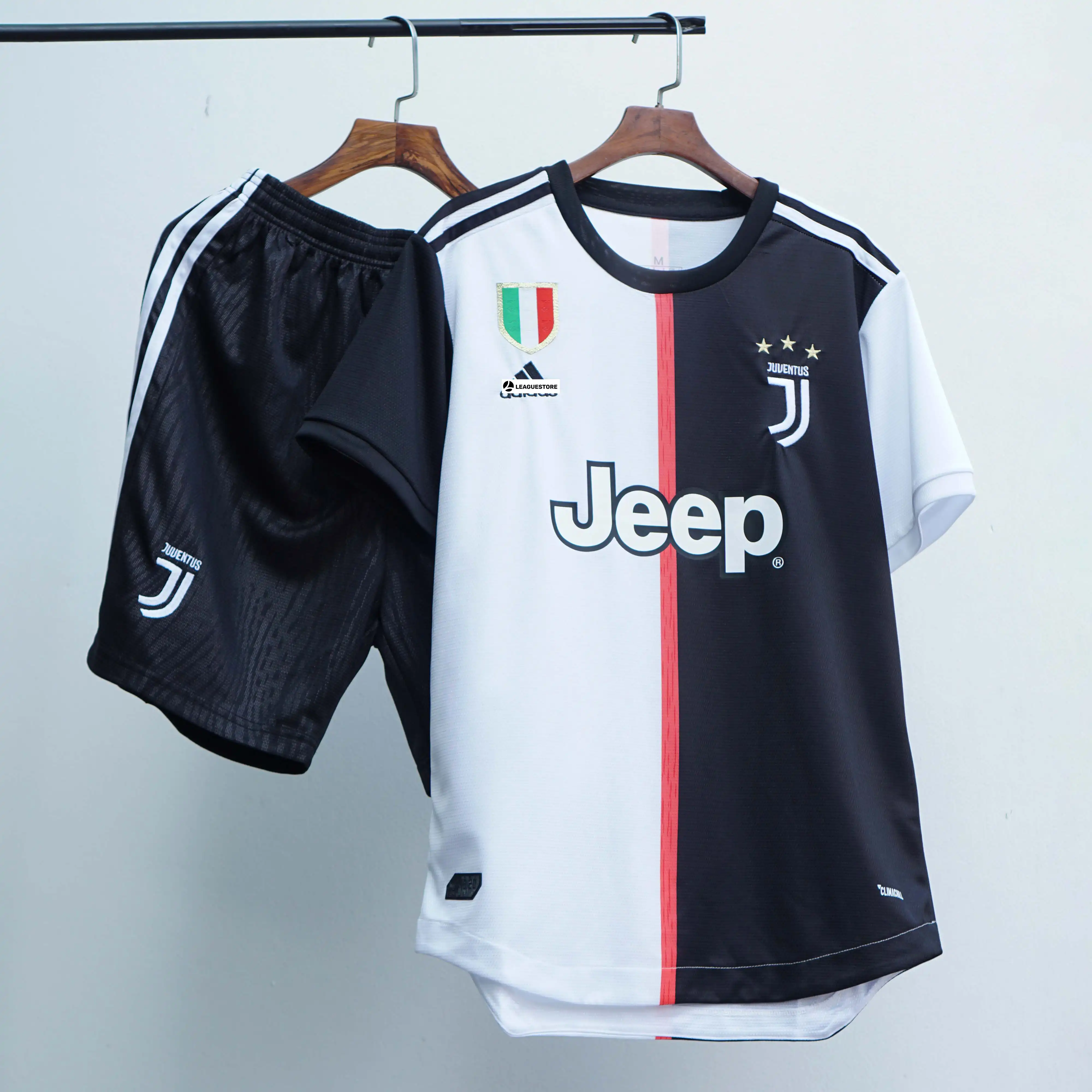 Retro Bộ Áo Đấu Juventus Sân Nhà 18/19 - FAN Version - Logo thêu