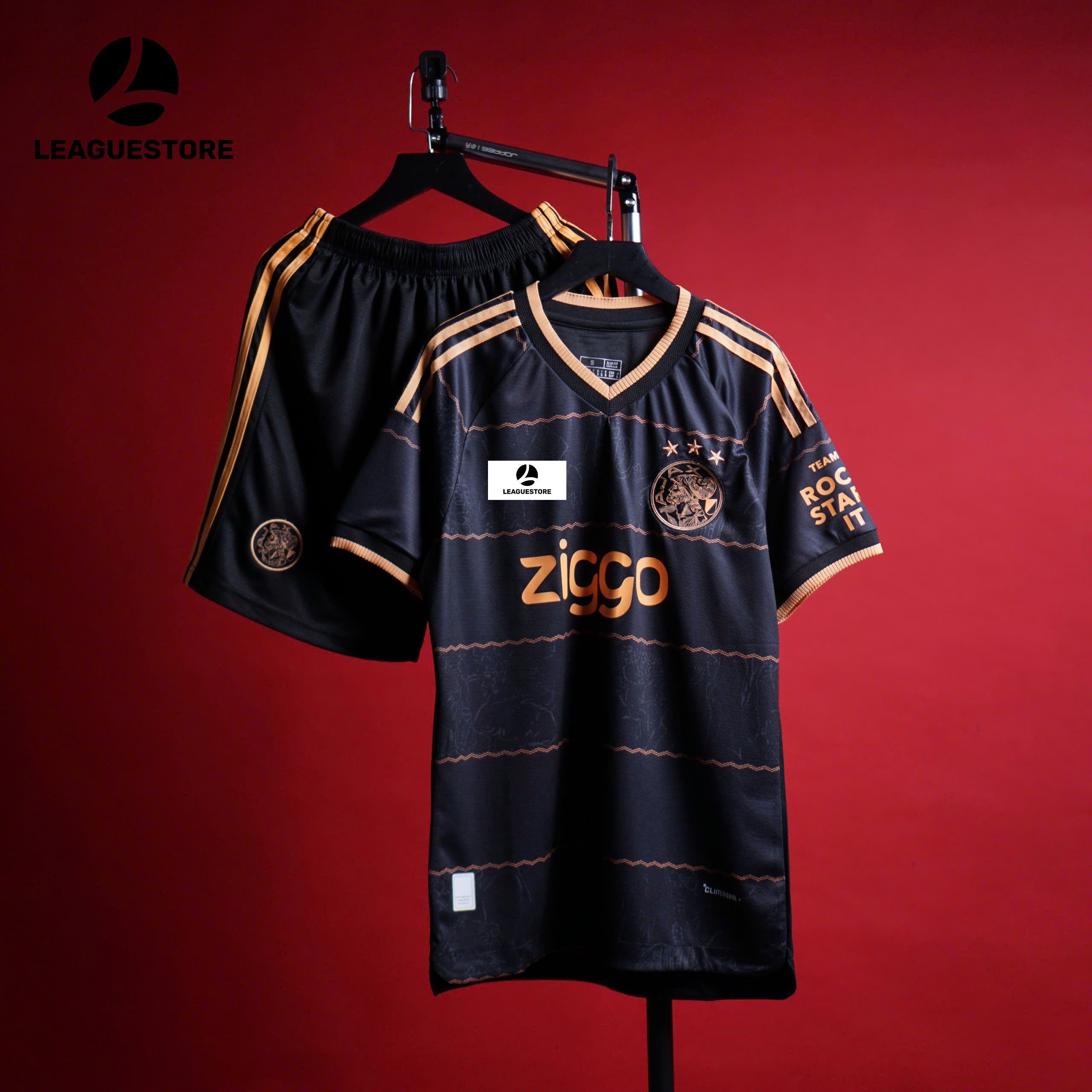 Bộ Quần Áo Ajax Third 26/27 Màu Đen – Điểm Nhấn Vàng Đồng ⚫✨