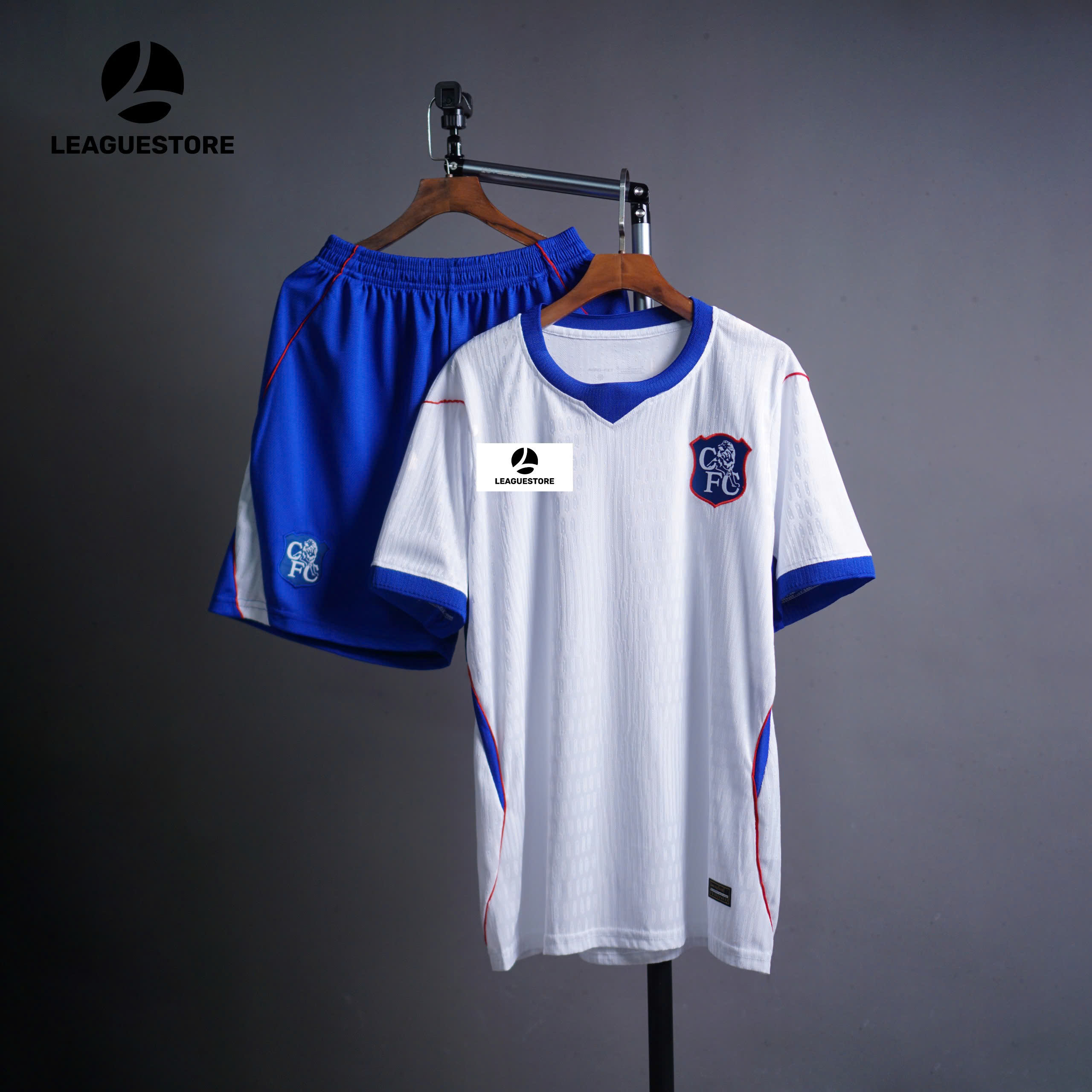 Bộ Quần Áo Chelsea Trắng Xanh Đỏ – Bản Fan 🔵⚪🔴