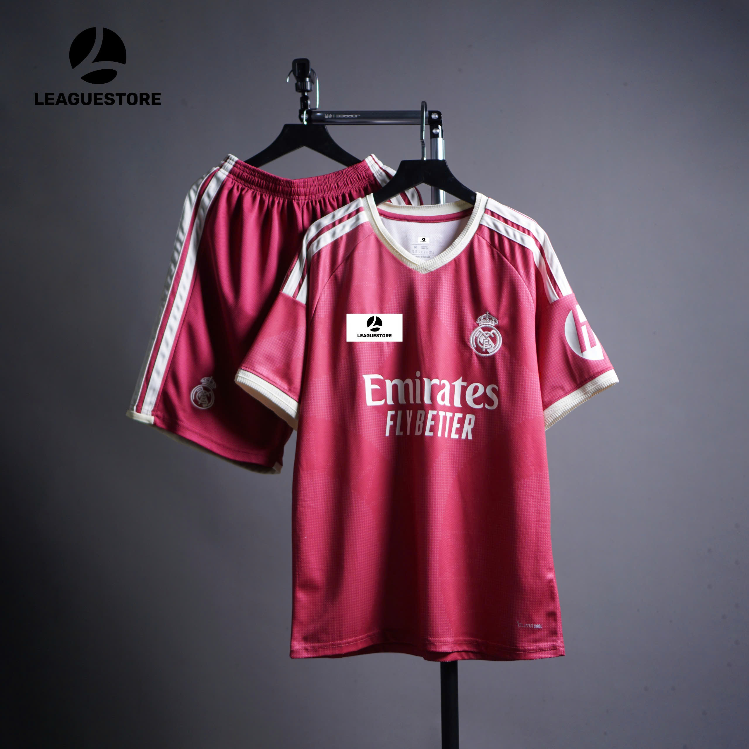Bộ Quần Áo Real Madrid 3rd Hồng 2026/27 – Bản Fan 🩷🤍