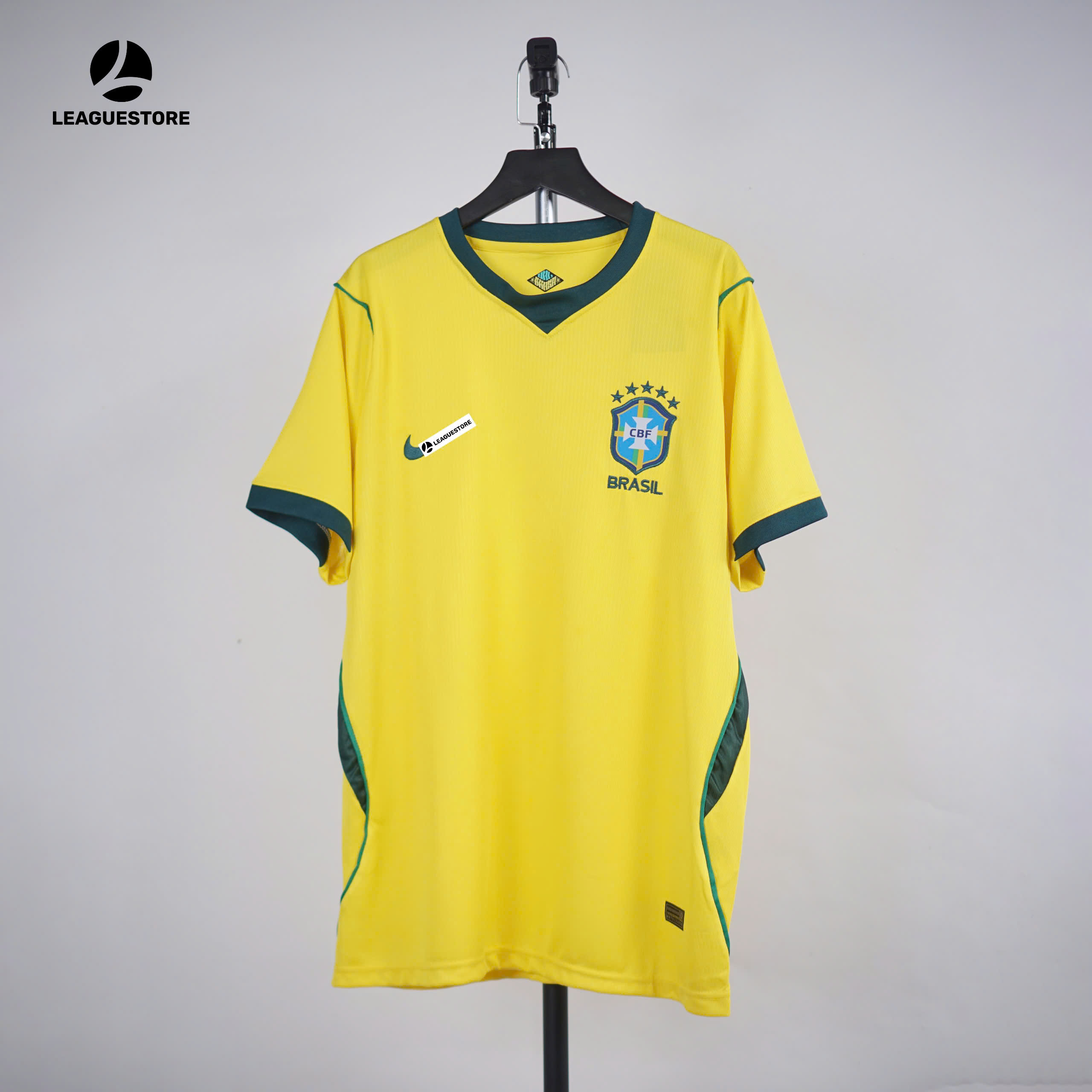 Bộ Quần Áo Đấu Brazil Sân Nhà 26/27 World Cup – Bản Fan – Vải Player